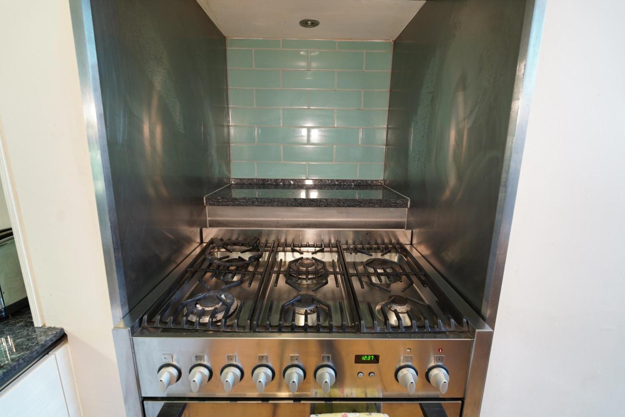 Spacious 2 Bed Apt Next To Royal Mile & Waverley Edimburgo Exterior foto