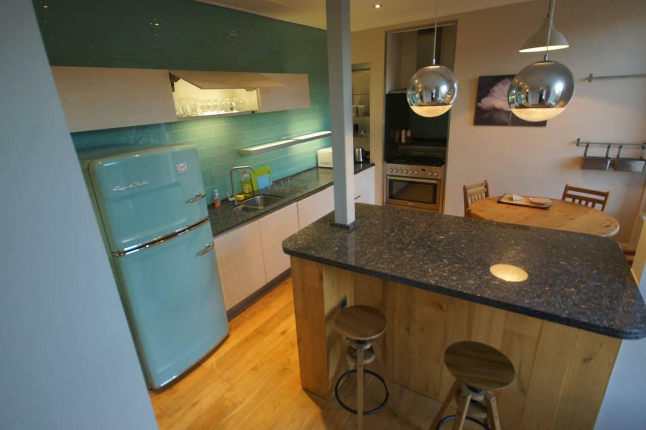 Spacious 2 Bed Apt Next To Royal Mile & Waverley Edimburgo Exterior foto